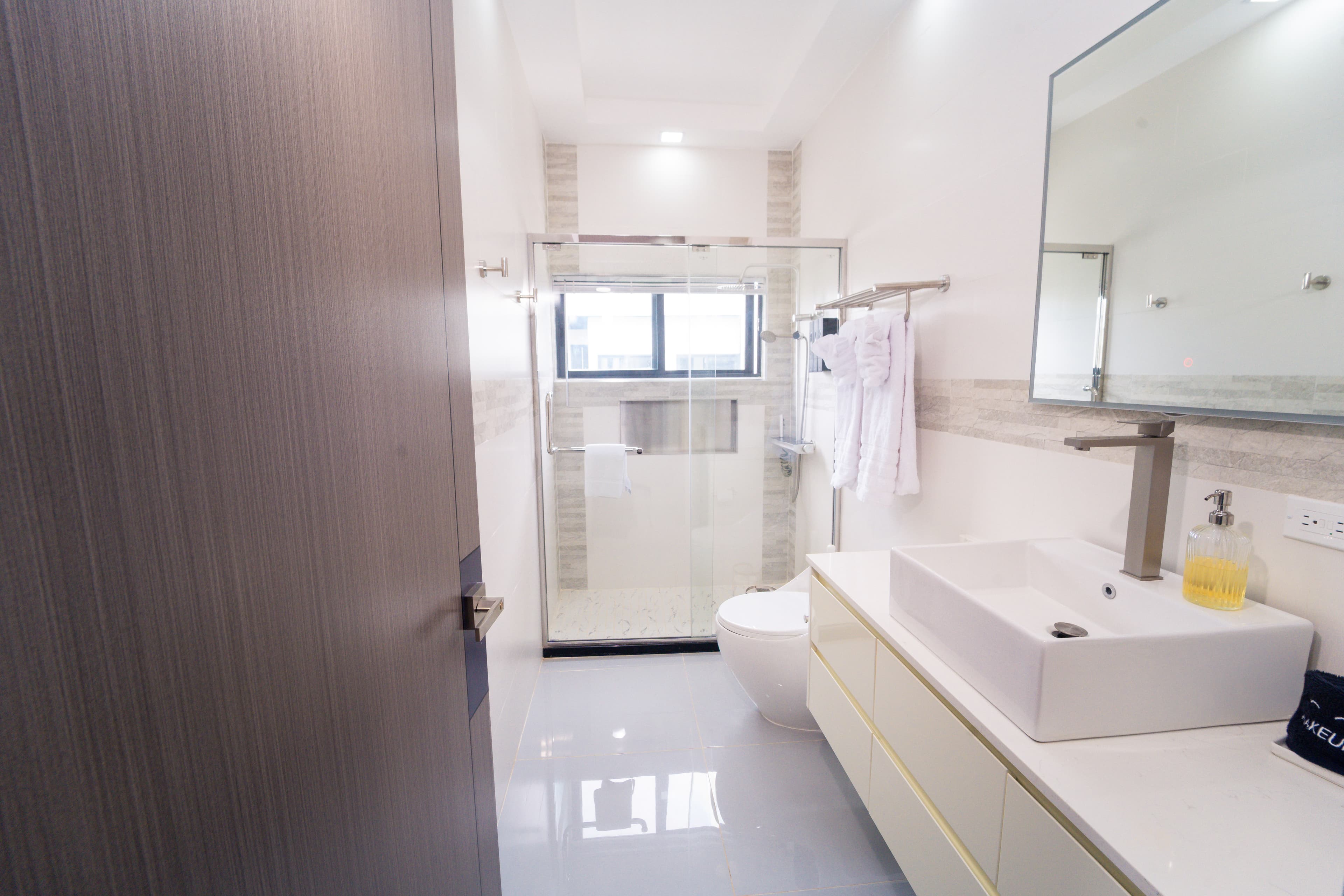 Paradisiac Beach Club ensuite bathroom